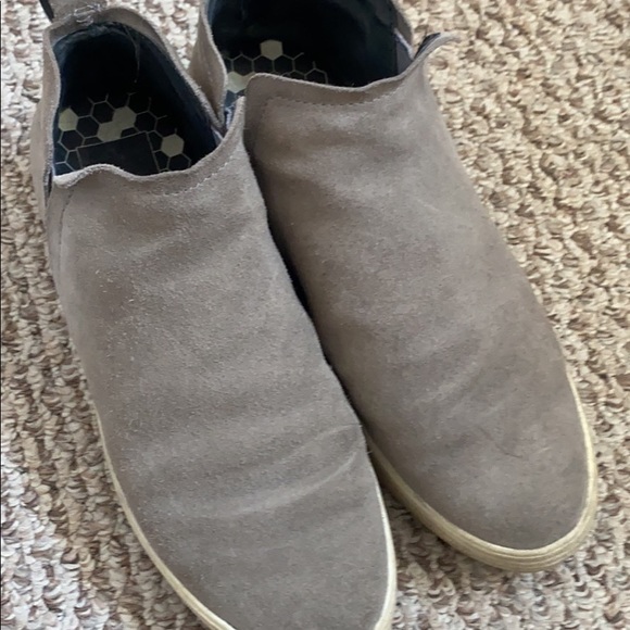 Dolce vita grey suede shoes - Picture 2 of 4